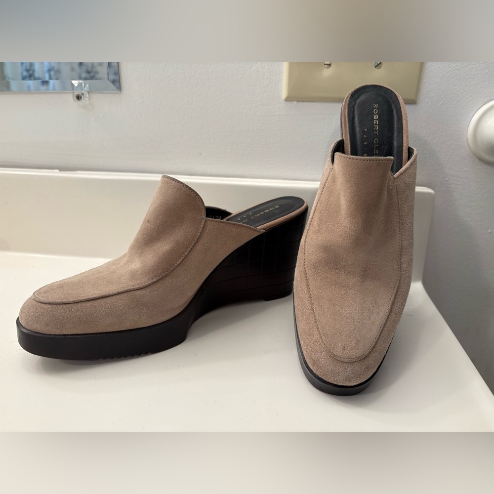 Robert Clergerie tan suede mule platform wedge 7